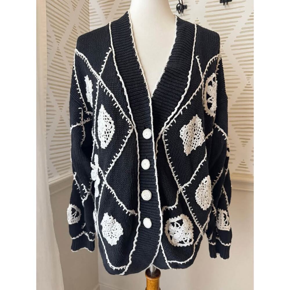 Cullinane Women’s Large Black & Cream Knit Cardigan Sweater - Picture 3 of 8